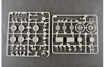 Сборная модель Russian танк Т-80UE-1 MBT