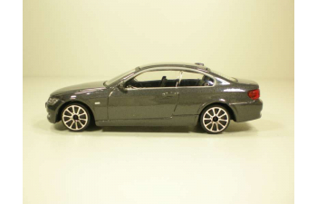 BMW 335i, т-серый