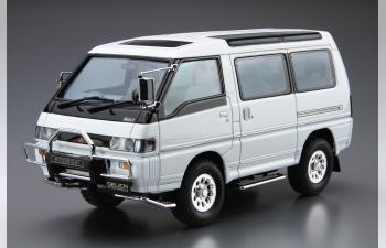 Сборная модель Микроавтобус Mitsubishi Delica Star Wagon '91 P35W