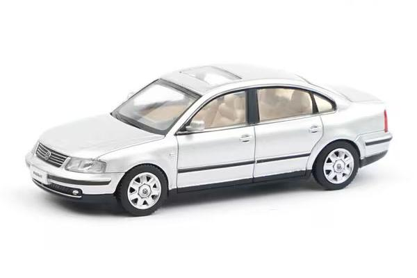 VOLKSWAGEN Passat (B5), silver
