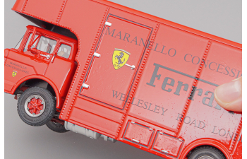 (Уценка!) FORD C-Type Truck F1 Ferrari Car Transporter Uk Maranello Concessionaries Ltd, red