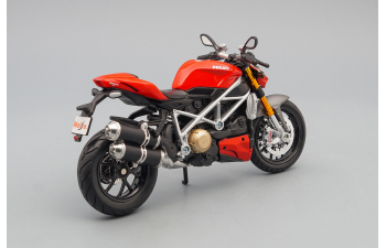 DUCATI mod. Streetfighter S, black / red