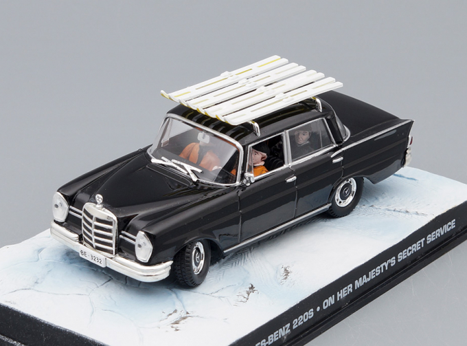 MERCEDES-BENZ 220S W111 On her majestys secret service 1960, black