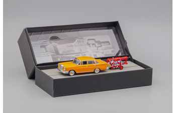 MERCEDES-BENZ 220 SE W111 Crash Test Set (1959), orange