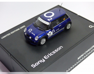 Mini Cooper One Aerodynamic Package Sony Ericsson O2 2001 синий