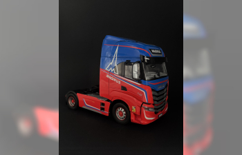 Сборная модель IVECO FIAT S-way S460 Magirus Tractor Truck 2-assi 2022