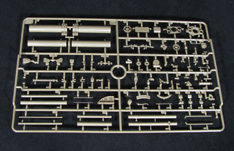 Сборная модель US M1A1 155mm Howitzer (WWII)