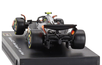 McLAREN F1 Mcl39 Team Mclaren №4 World Champion Winner Silverstone British Gp (2025) Lando Norris - With Pilot And Showcase, Orange Chrome Black