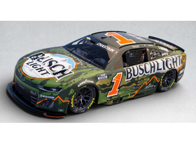 Chevrolet #1 Ross Chastain *Busch Light Camo* green/orange/white 2025