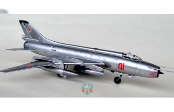 Сборная модель Самолет Су-17М