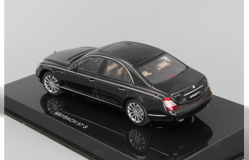 MAYBACH 57S (2005), black