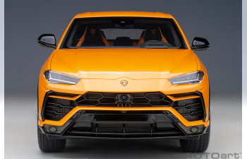 LAMBORGHINI Urus (2018), pearl orange