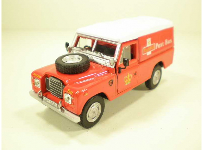 LAND ROVER Series III 109 Royal Mail, Classic cars, red