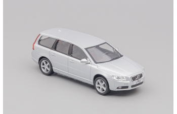 VOLVO V70 (2000), silver