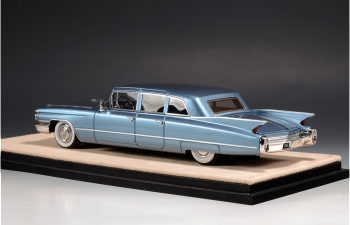 CADILLAC Fleetwood 75 Limousine (1960), Hampton Blue Metallic