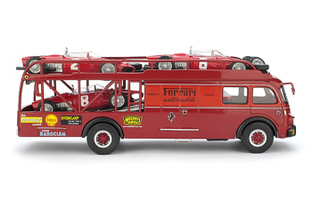 FIAT 642 RN Bartoletti Ferrari race transporter with 3 Sharknose modelcars (1961)