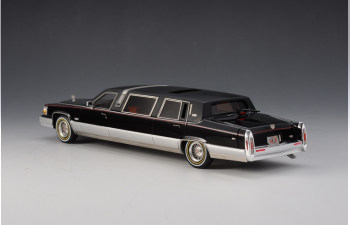 CADILLAC Brougham Limousine 1991, Black