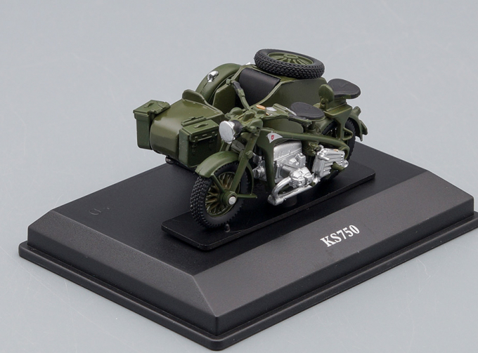 Zundapp KS750 motorcycle with sidecar, matte dark green