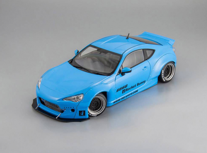 TOYOTA 86 Rocket Bunny, sky blue