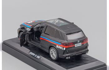 BMW X5M, black