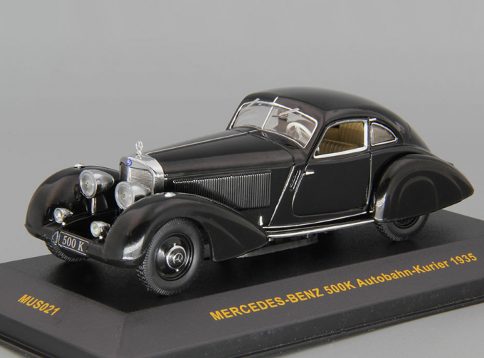 MERCEDES-BENZ 500K Autobahn-Kurier (1935), black / beige interiors