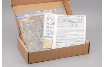 Сборная модель Curtiss P-40B / Tomahawk Mk.IIA