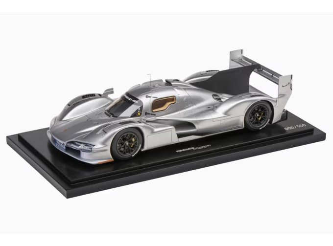 PORSCHE 963 4.6L Turbo v8 RSP (Roger Searle Penske tribute) one-off (2025), silver
