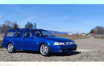 Volvo V70 R 1999, Laser Blue