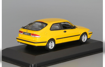 SAAB 9-3 Coupe (1998), yellow