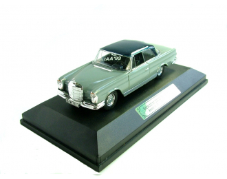 MERCEDES-BENZ 220SE W111 Coupe (жесткий верх), серый с синим