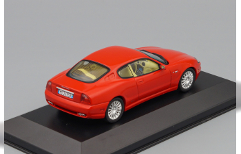 MASERATI Coupe Cambiocorsa, red