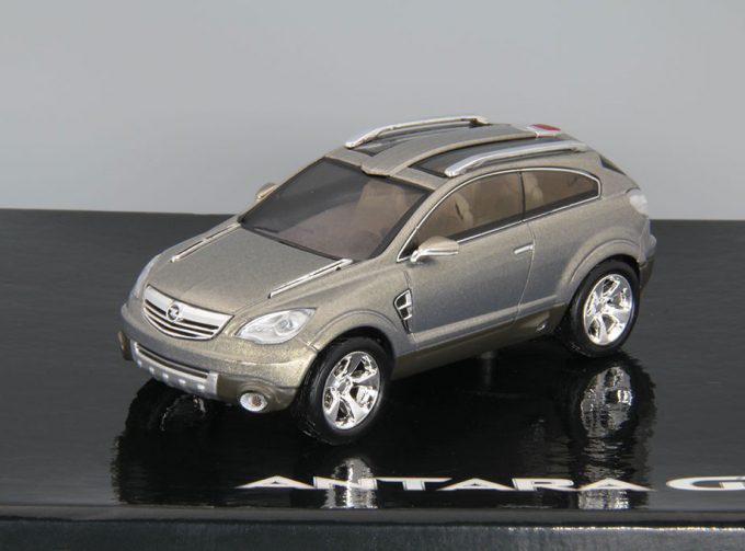 OPEL Antara GTC, light biege