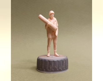 Фигура 0892 Антоха с рулоном, неокрашенная