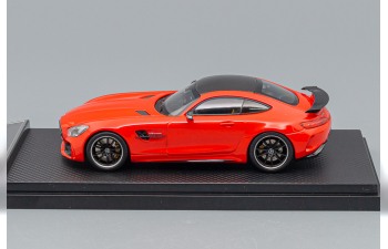 MERCEDES-BENZ AMG GT R (2017), red