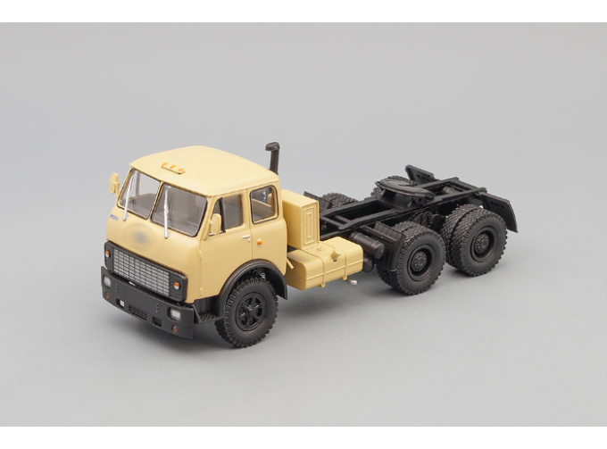 Минский 515Б седельный тягач (1977), бежевый