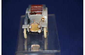 Сборная модель Руссо-Балт С24-30 А.П.Нагеля "Грант Туризмо"