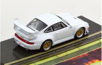 PORSCHE 911 GT2, white