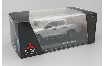 MITSUBISHI Triton (2023), silver