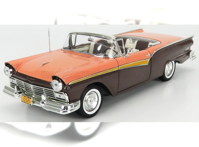 FORD FAIRLANE 500 SKYLINER CABRIOLET OPEN (1957), SILVER MOCHA - CORAL SAND