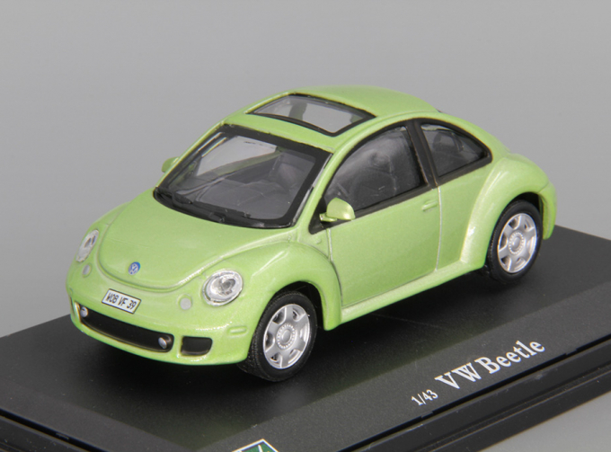 VOLKSWAGEN New Beetle, light green