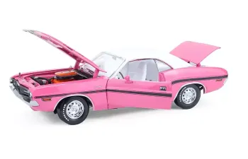 DODGE Challenger R/T Hardtop 440 Six Pack (1970) Panther Pink/Black/White
