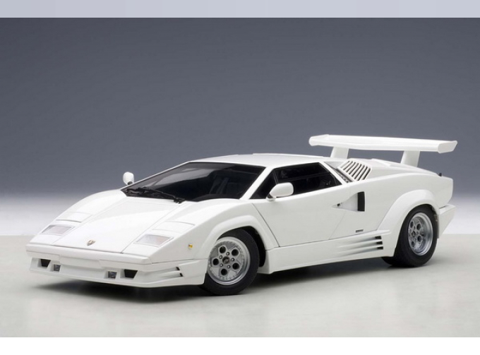 Lamborghini Countach 1988 25th Anniversary Edition (white)