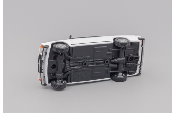 LADA 2105 Kultowe Auta 163, white