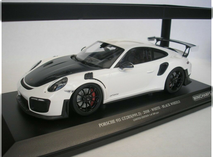 PORSCHE 911 (991.2) GT2RS - 2018 - WHITE W/ BLACK WHEELS