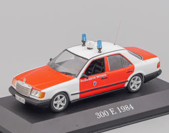 MERCEDES-BENZ 300E (1984) Feuerwehr Bremen, red / white