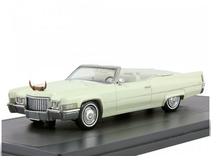 CADILLAC Coupe de Ville Convertible 1970, White