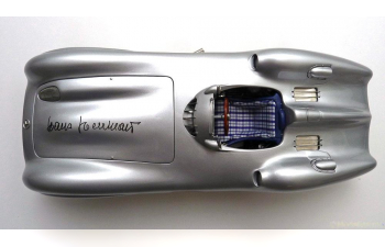 MERCEDES-BENZ W 196R Stromlinie with original signature, Hans Herrmann (1954/55), silver