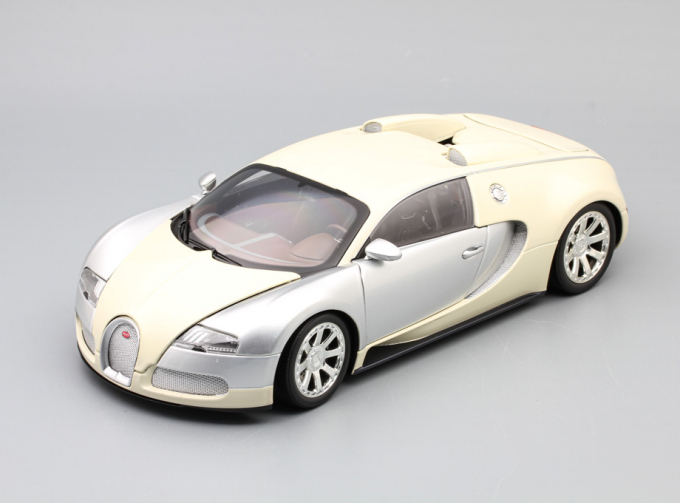 BUGATTI Veyron Edition Centenaire (2009), chrome / beige