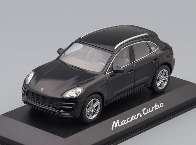 PORSCHE Macan turbo, black