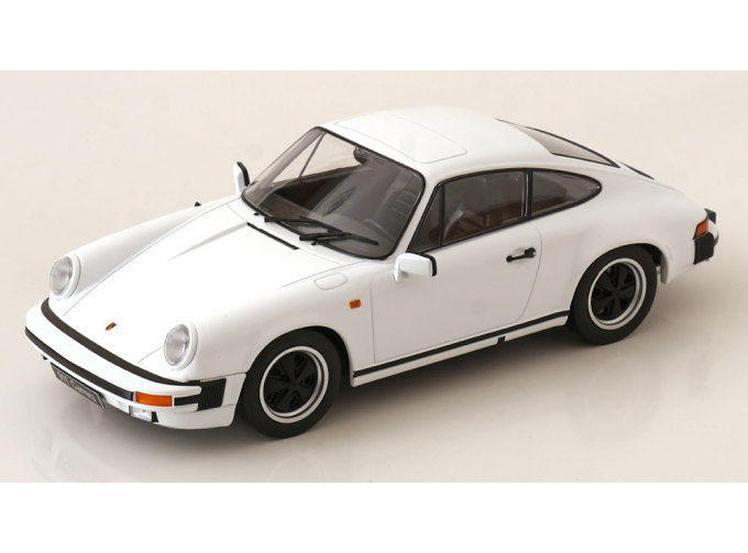 PORSCHE 911 Carrera Coupe (1983), white
